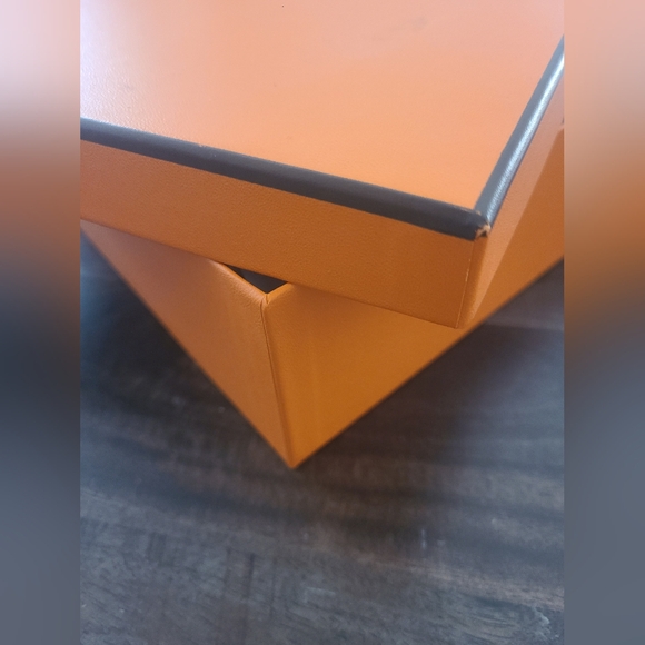 Hermes Box - Picture 10 of 11